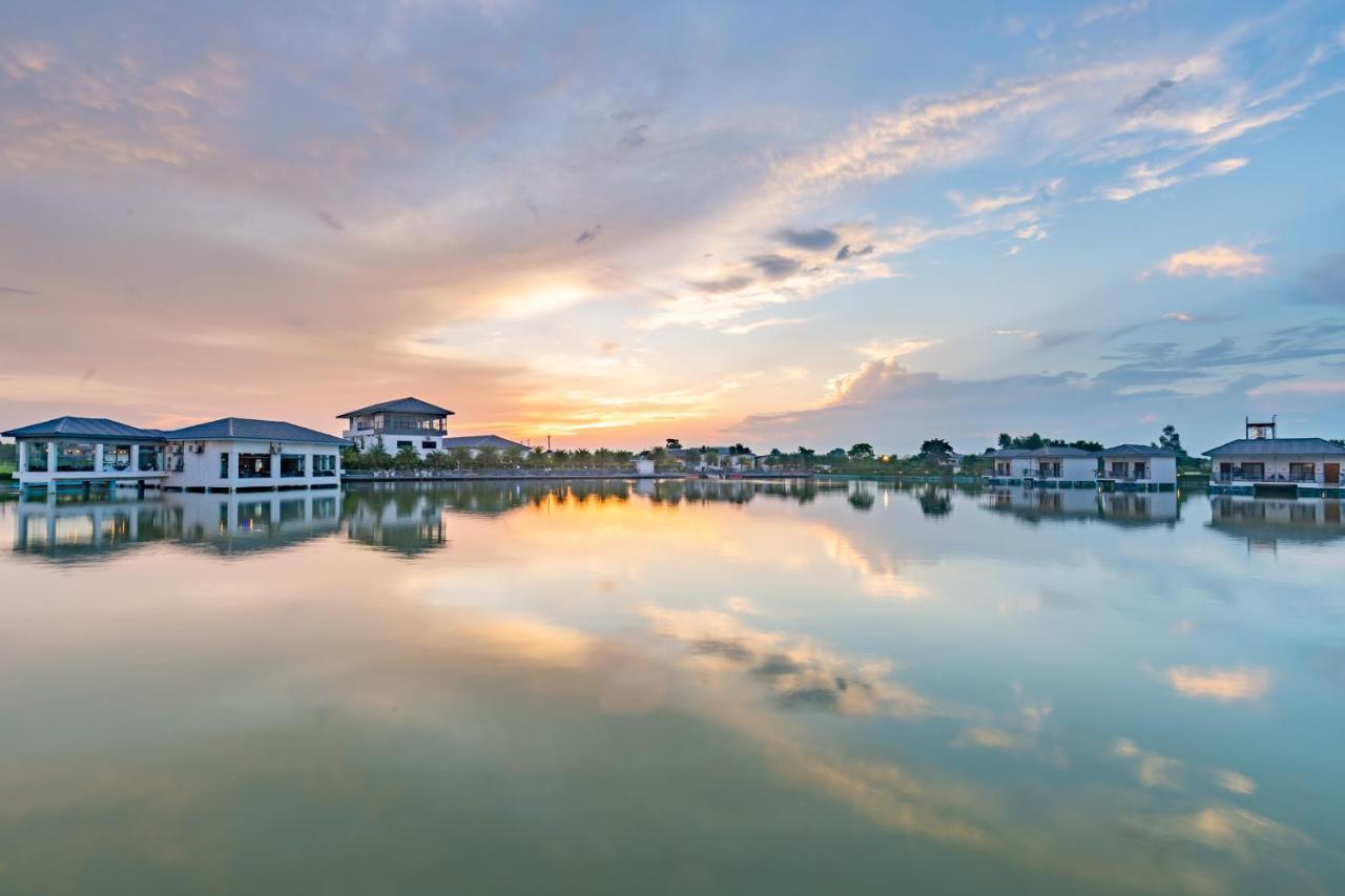 Lumbini Palace Resort ภายนอก รูปภาพ